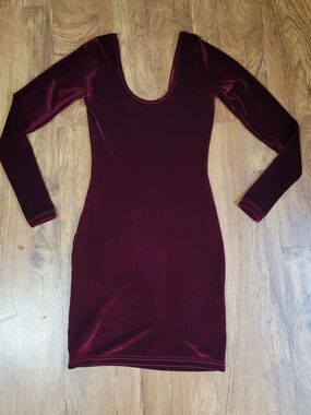 American Apparel Long Sleeve Velvet Bodycon Dress in Burgundy